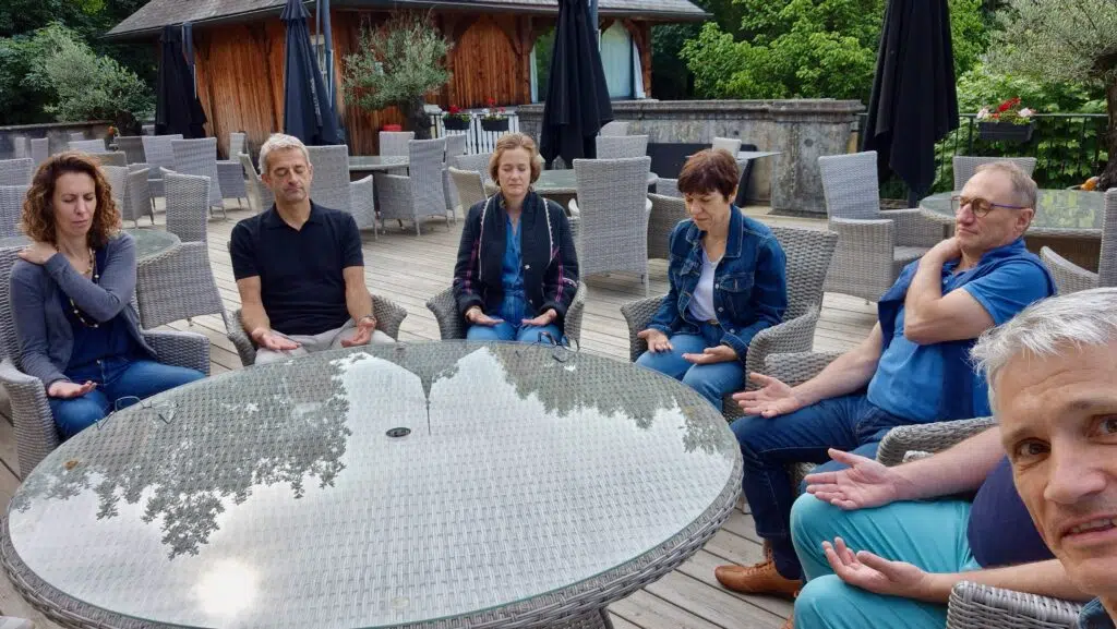 Séance de méditation animée pour les équipes de Suez